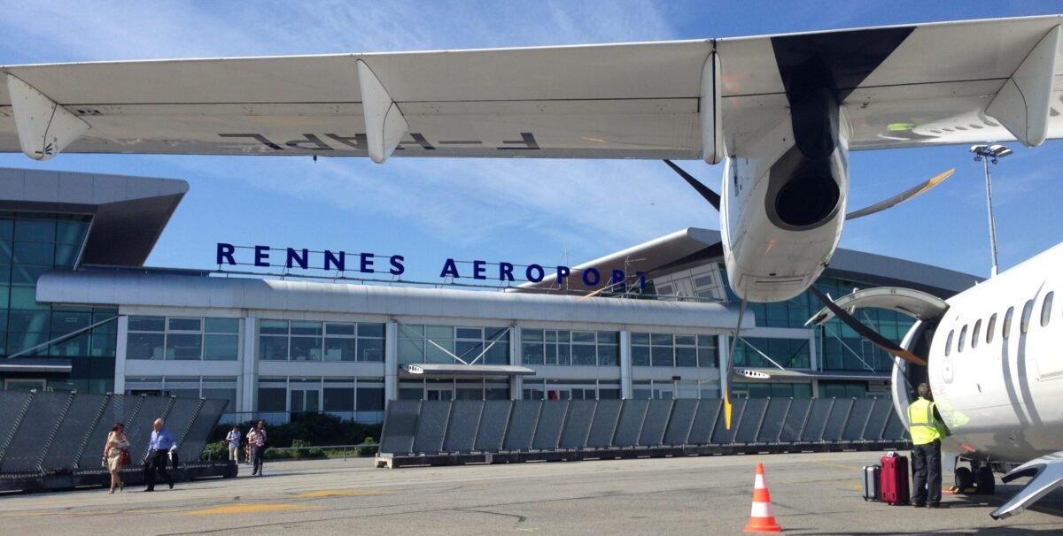 Découvrez les meilleures destinations de voyage depuis l'Aéroport de Rennes. Explorez le monde, accompagnés par Arvin Care !
